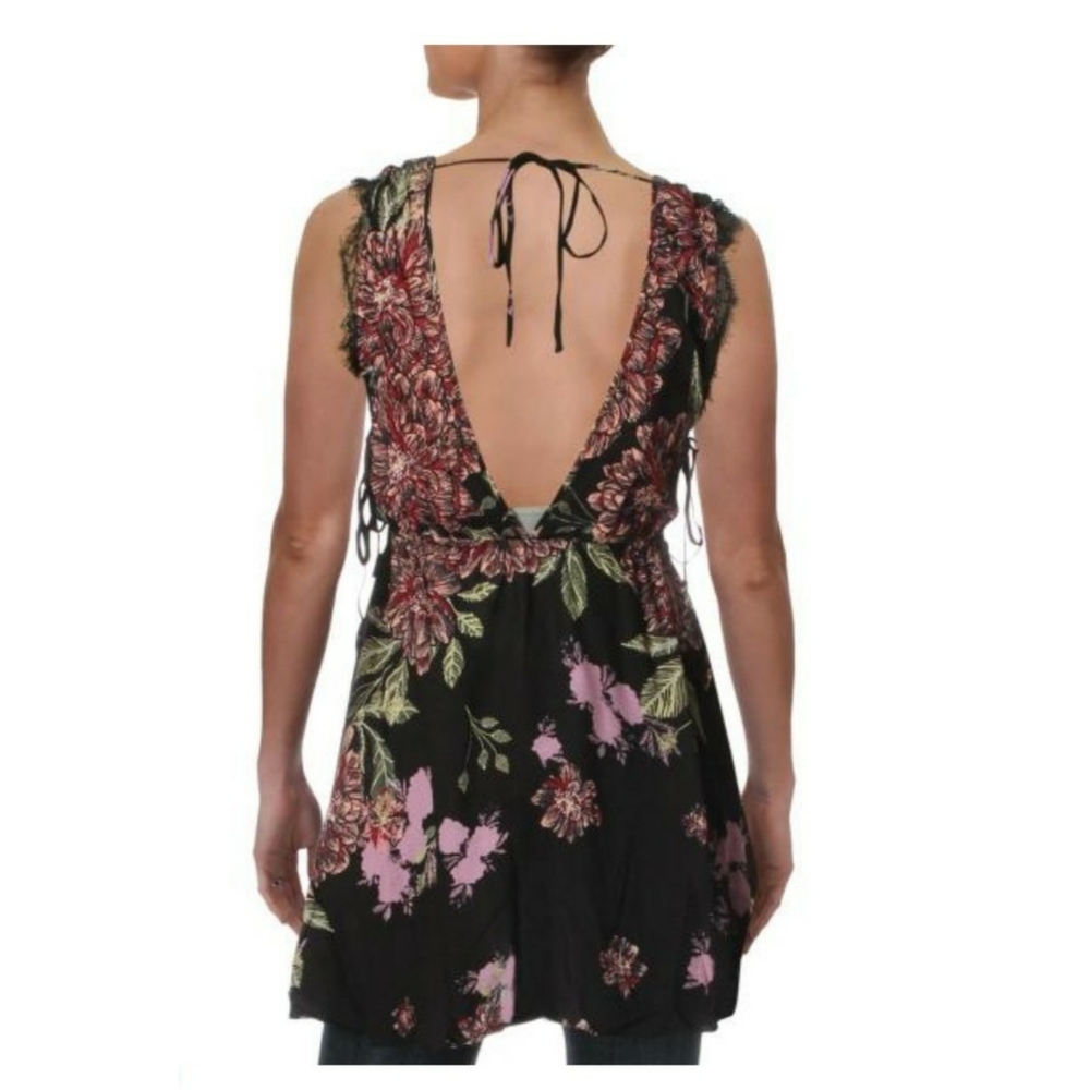 NWT Intimately Free People Womens Floral Lace Top - Picture 2 of 2